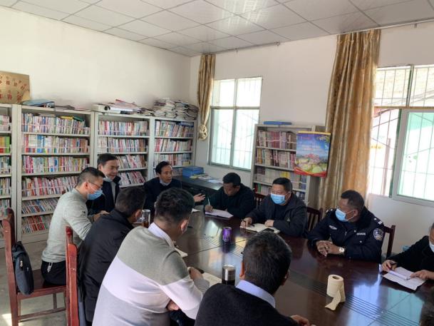 决战决胜脱贫攻坚  ——集团公司领导到花古村督导脱贫工作