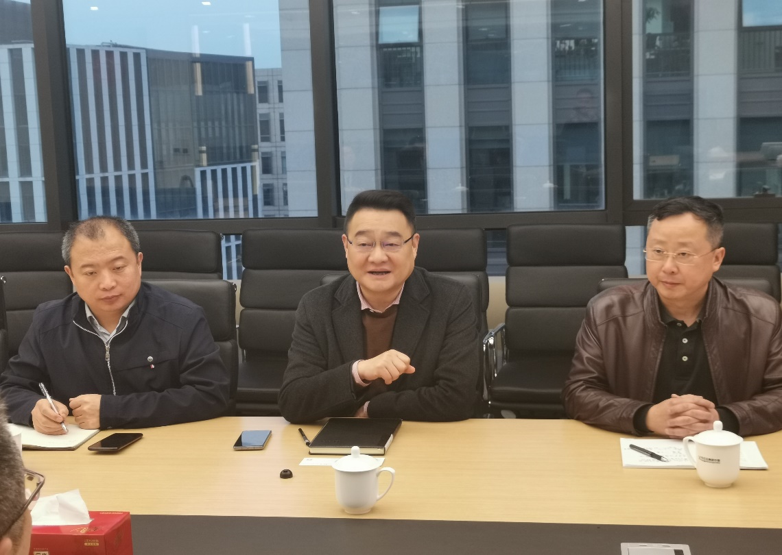 省ayx爱游戏集团党委书记、董事长邓华 带队前往上海多家国内外知名企业考察学习、 洽谈合作